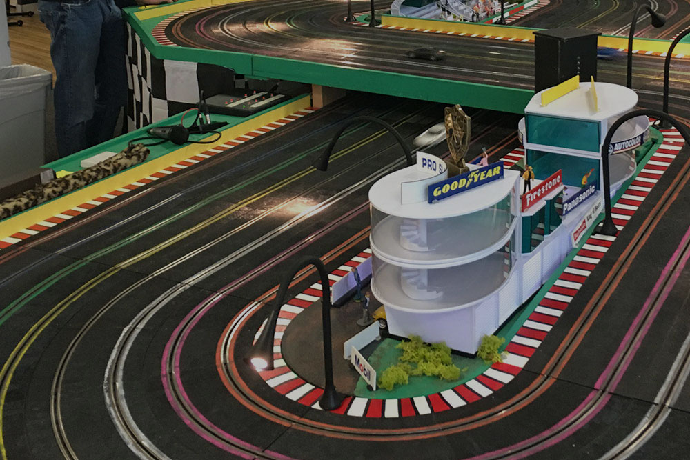 Games hire for London events including arcade and casino games